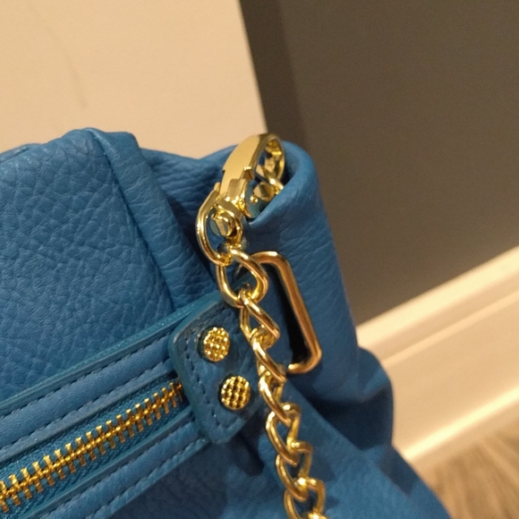 Beautiful faux leather bag by Olivia +Joy🌼🍀🌸 - Picture 4 of 11